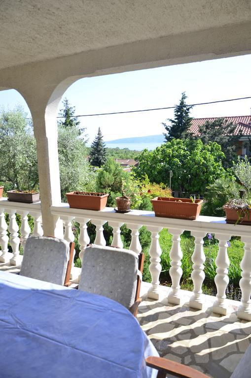 Apartment Anton Пинезичи Экстерьер фото